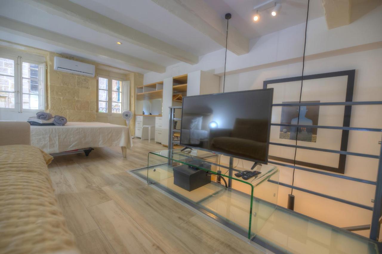 Cute And Modern Duplex Apartment In Ideal Location Rcas1-1 Valletta Eksteriør bilde